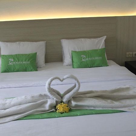 Kuta Indah Hotel מראה חיצוני תמונה
