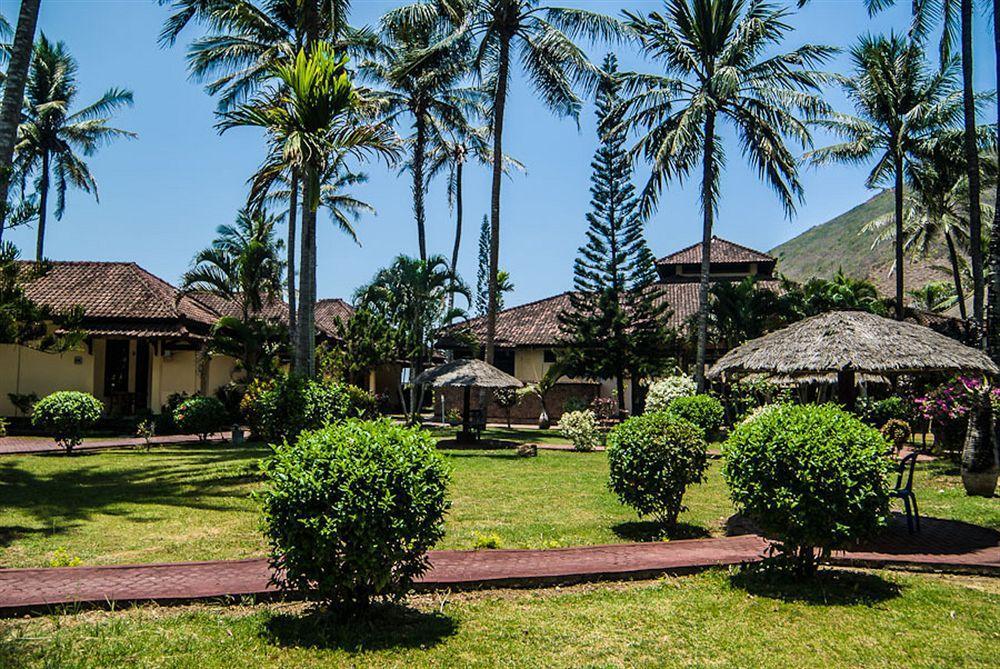 Kuta Indah Hotel מראה חיצוני תמונה