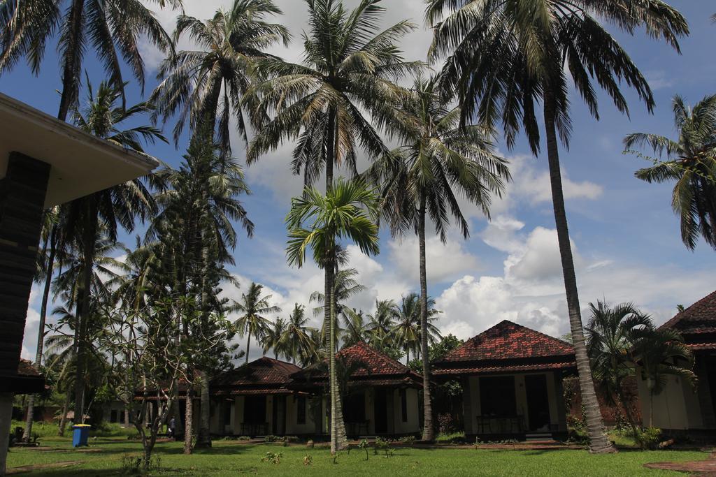Kuta Indah Hotel מראה חיצוני תמונה