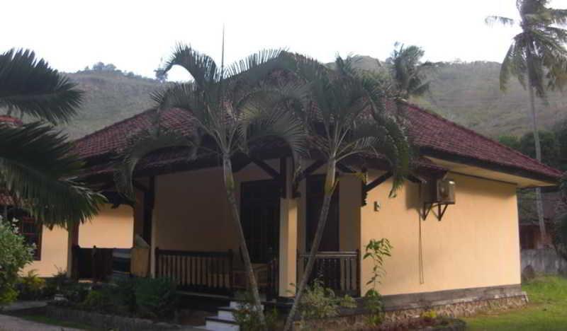 Kuta Indah Hotel מראה חיצוני תמונה