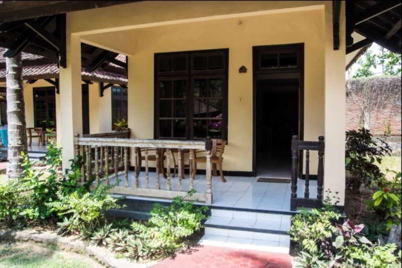 Kuta Indah Hotel מראה חיצוני תמונה