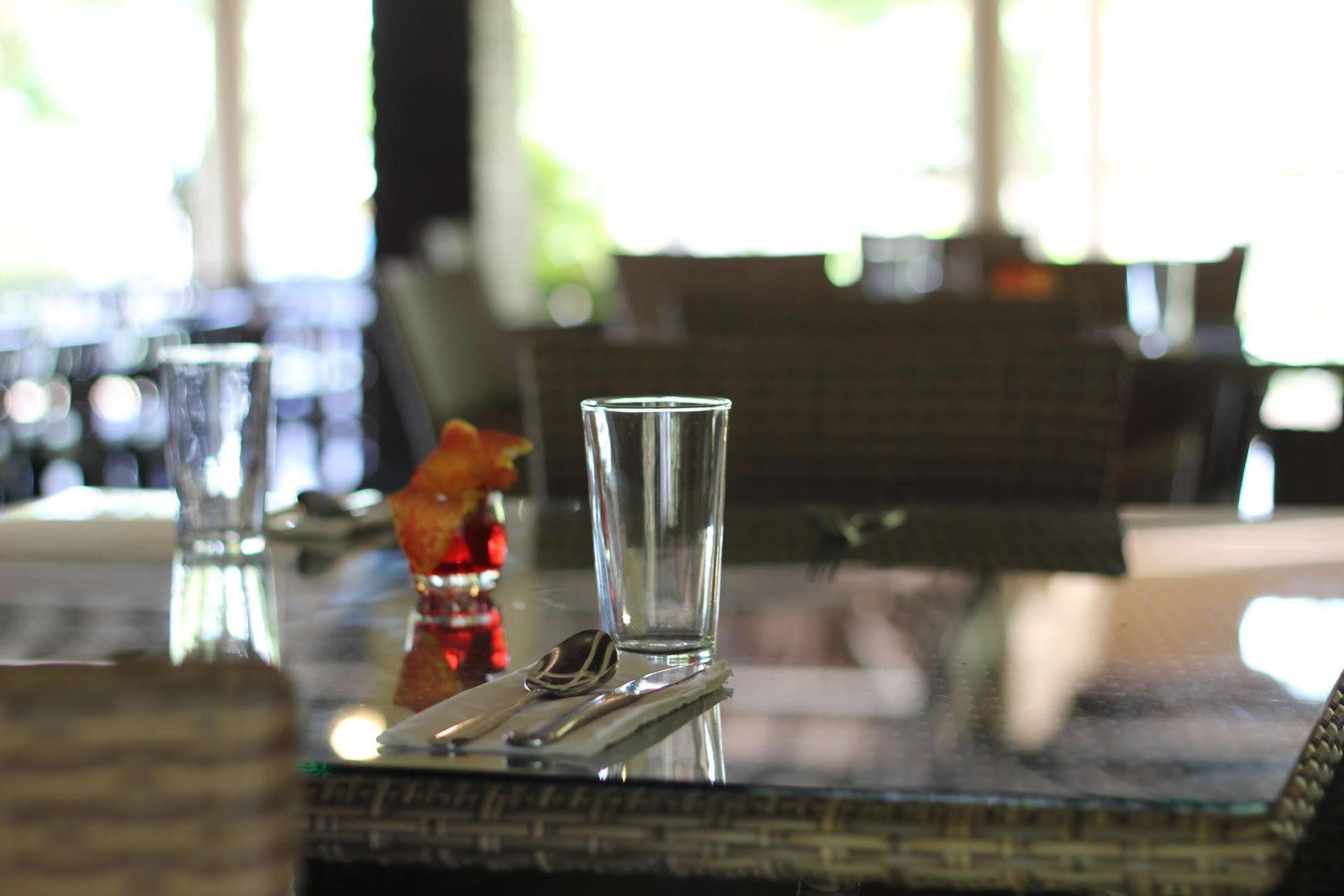 Kuta Indah Hotel מראה חיצוני תמונה