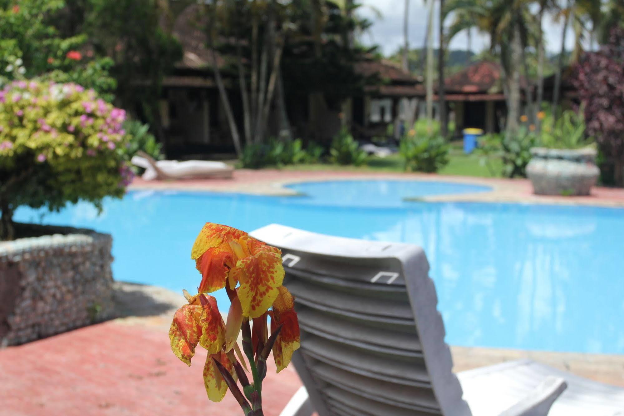 Kuta Indah Hotel מראה חיצוני תמונה