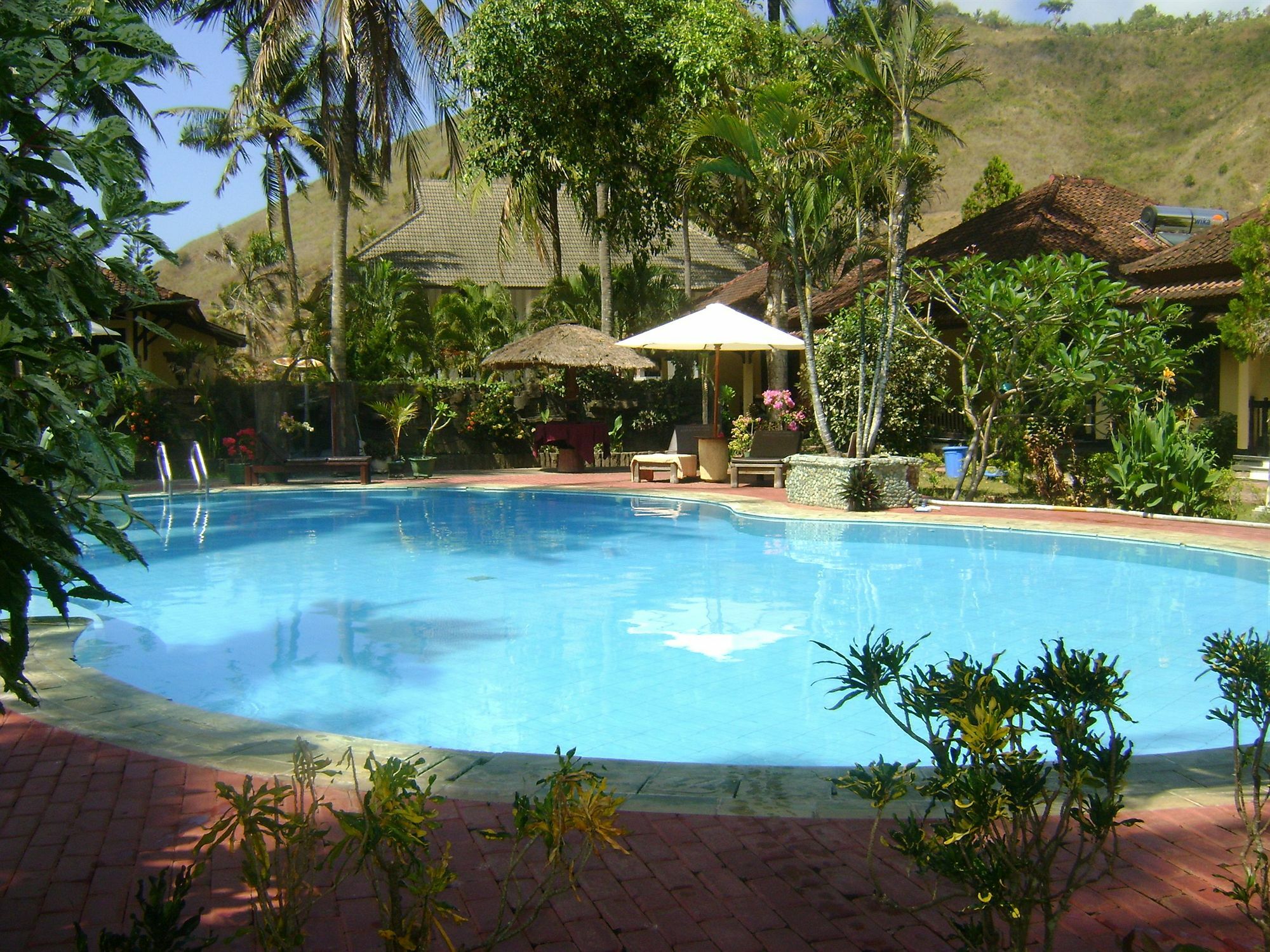 Kuta Indah Hotel מראה חיצוני תמונה
